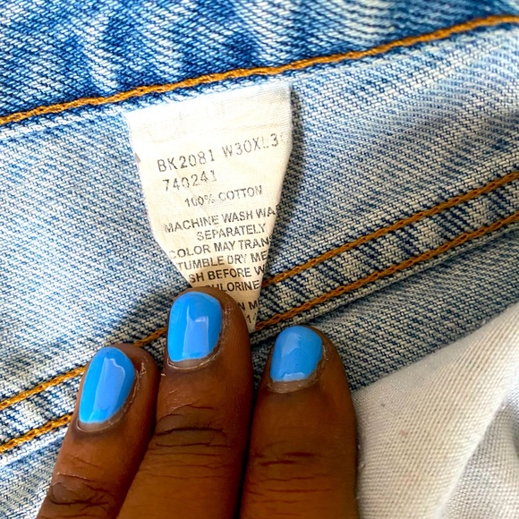 Distressed Boyfriend Light-wash Denim Jeans, Women, Size 10, Light Blue - Picture 2 of 4